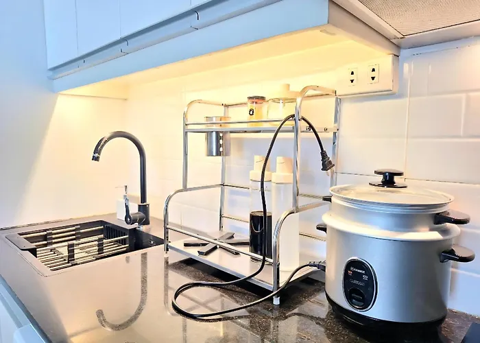 Aurum Holistay Deca Homes 2br Unit With Free Car Park * Manille